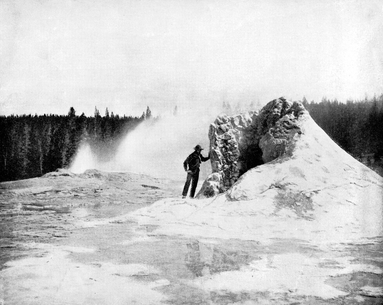 Crater of the Giant Geyser, Yellowstone National Park, USA, 1893. av John L. Stoddard