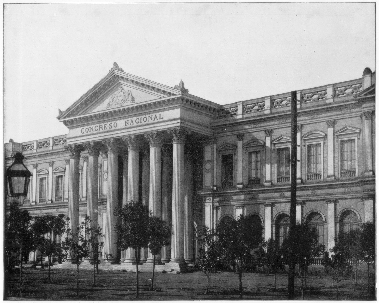 National Congress, Santiago, Chile, sent 1800-tal. av John L. Stoddard