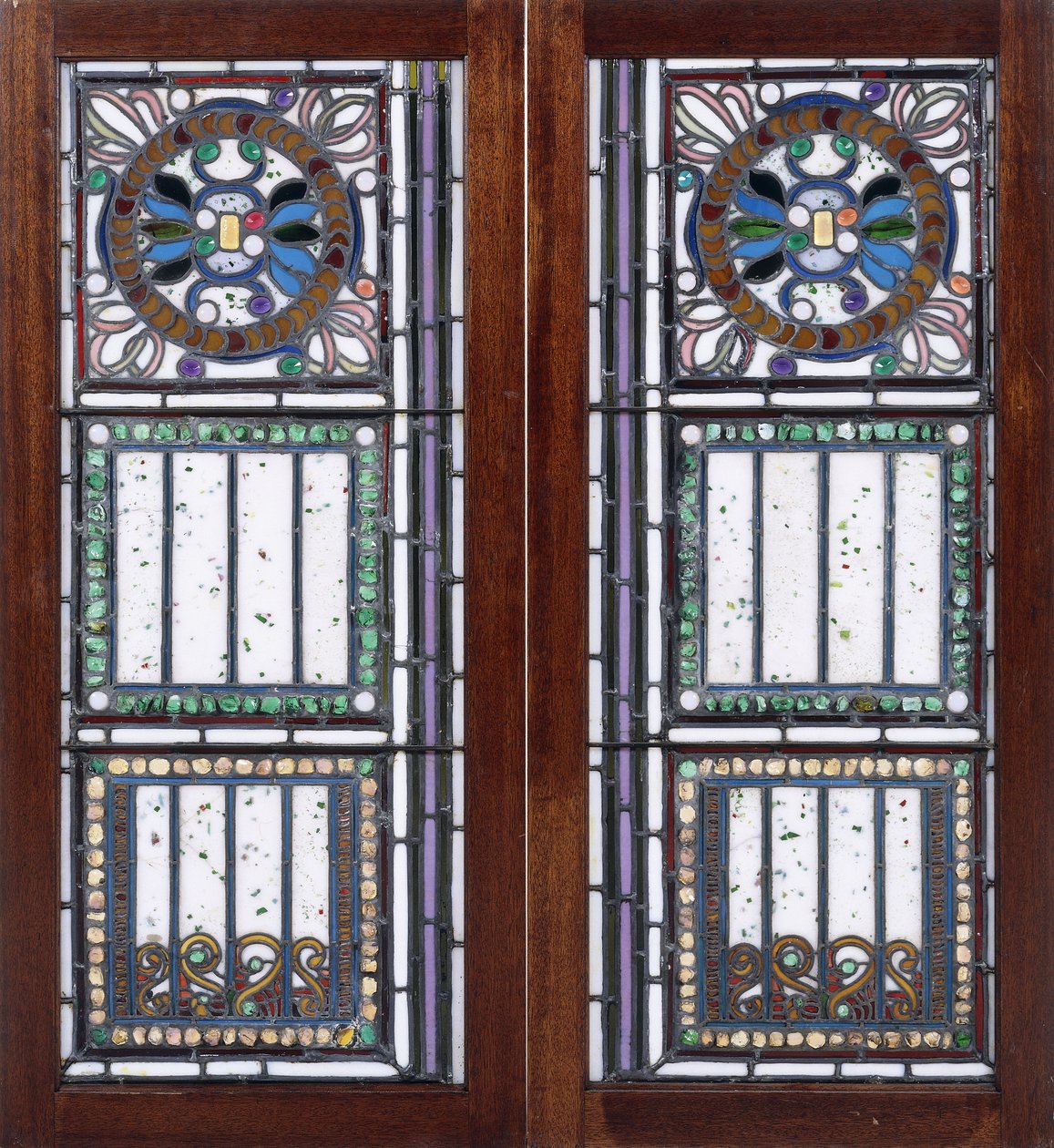 Ett par blyinfattade glasfönster, av John La Farge or Lafarge