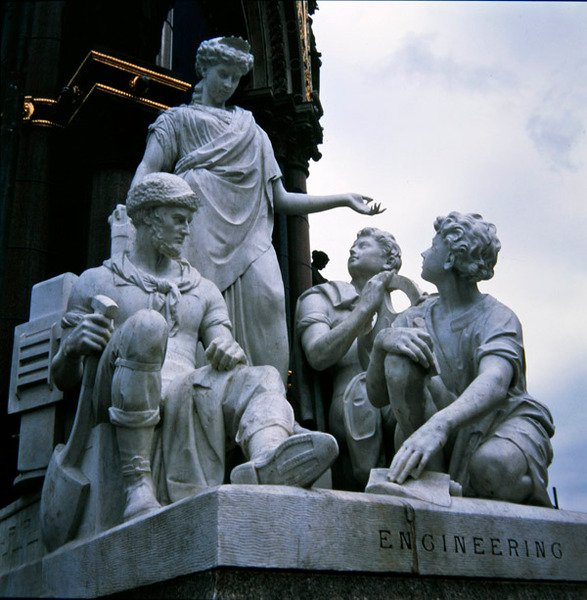 Engineering, skulpturgrupp från Albert Memorial, färdig 1876 (granit) av John Lawlor
