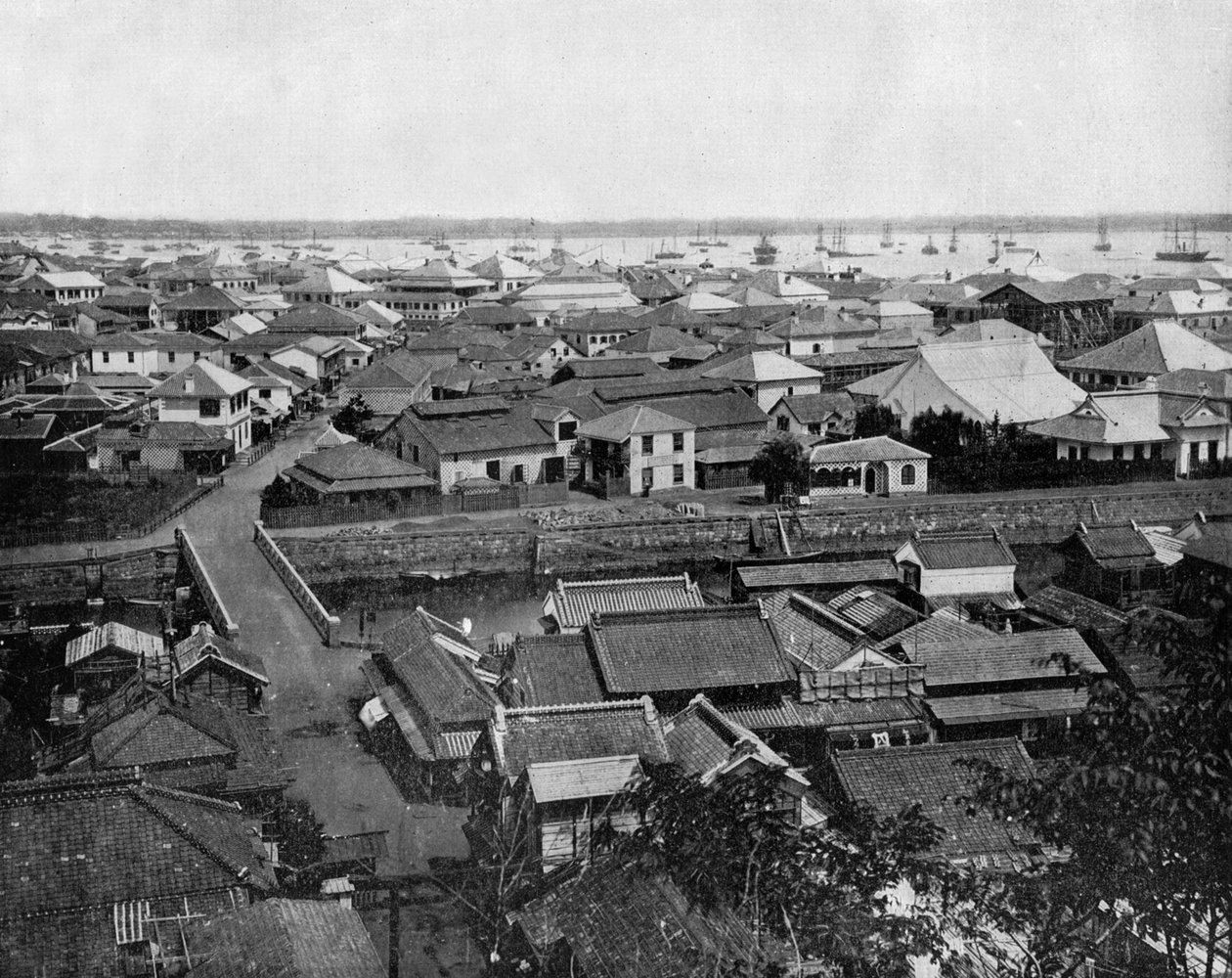 Utsikt över Yokohama i Japan (s/v foto) av John Lawson Stoddard