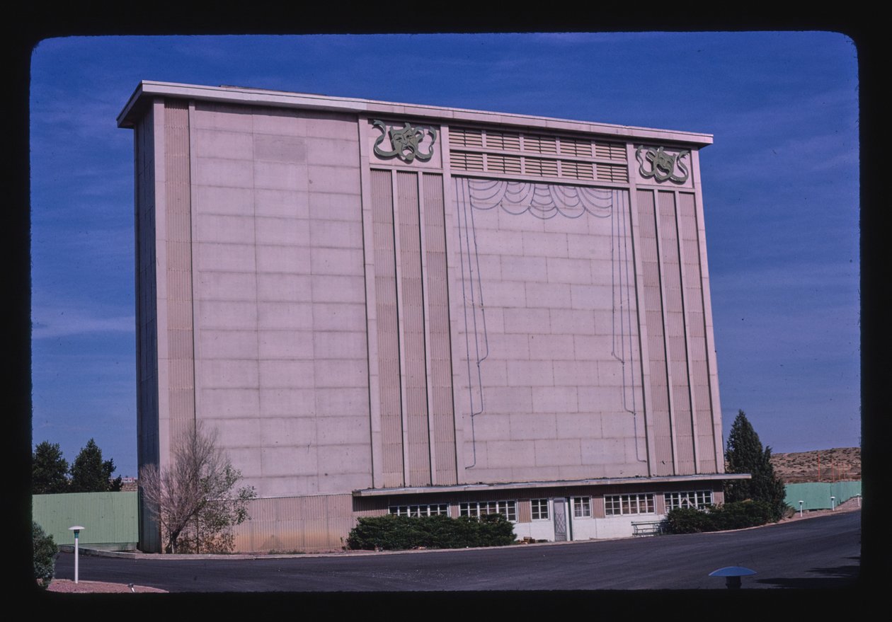 Drive-in-biograf, Route 50, Pueblo, Colorado, USA av John Margolies