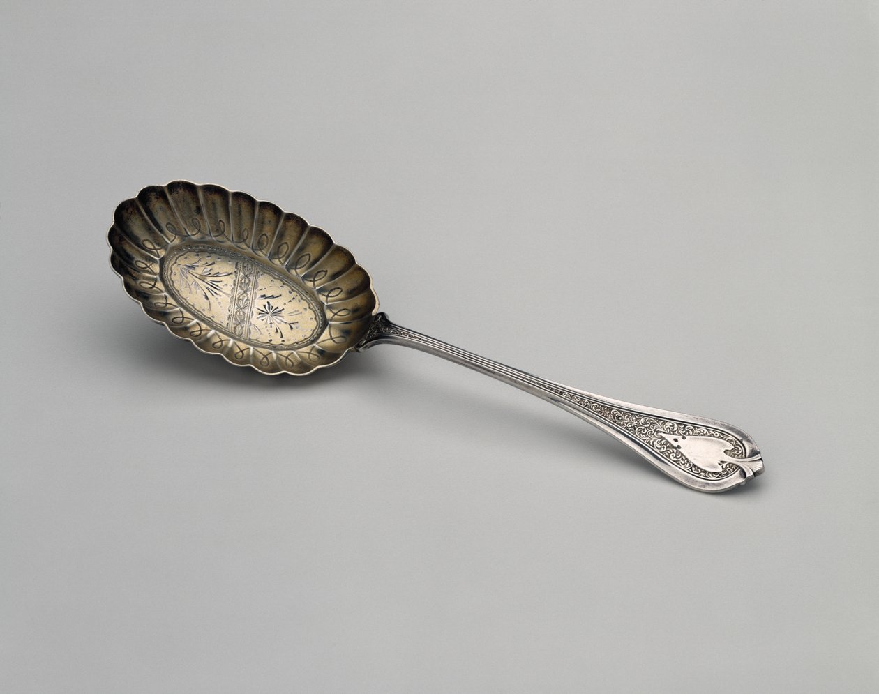 sked, c. 1870 (silver med silverförgyllning) av John R. Wendt