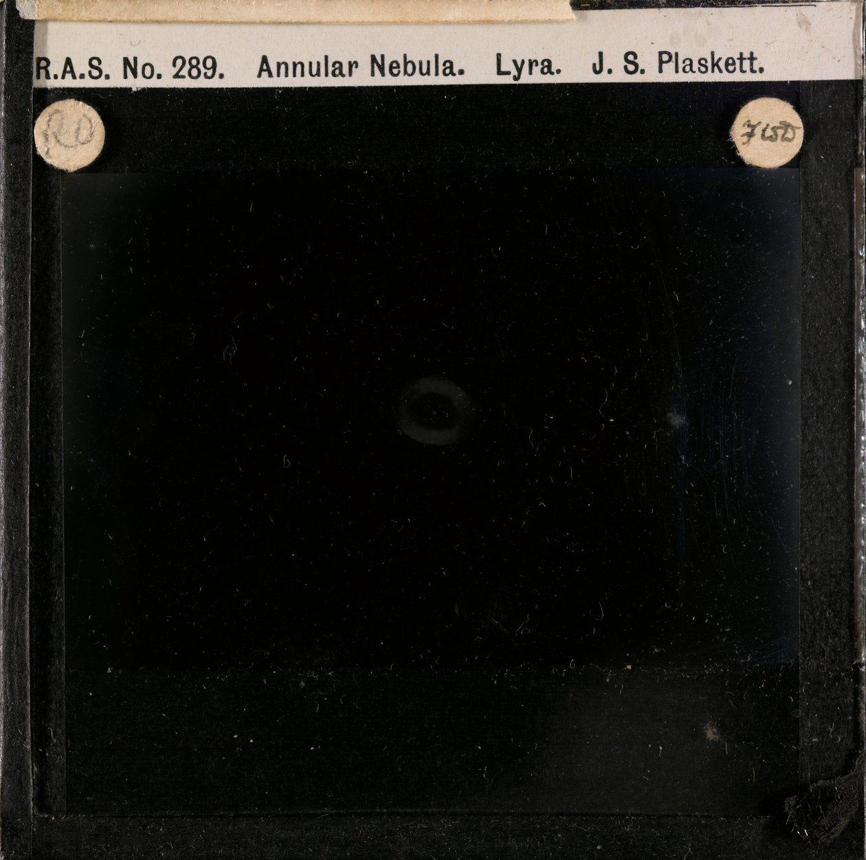 Astronomisk glasplåt med bild av ringnebulosan i Lyran (glasnegativ) av John Stanley Plaskett