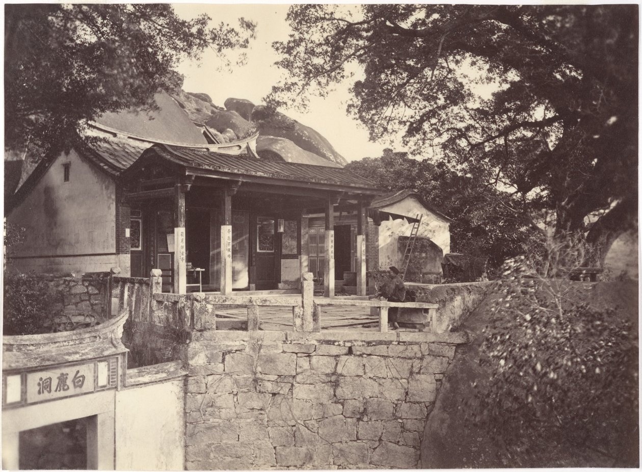 Le-Le-Cong-templet, Amoy av John Thomson