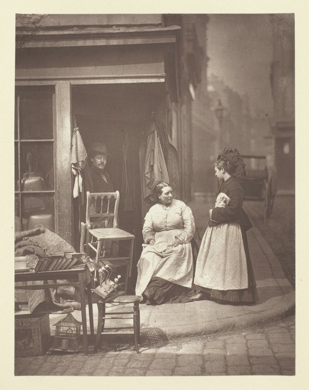 Gamla möbler av John Thomson