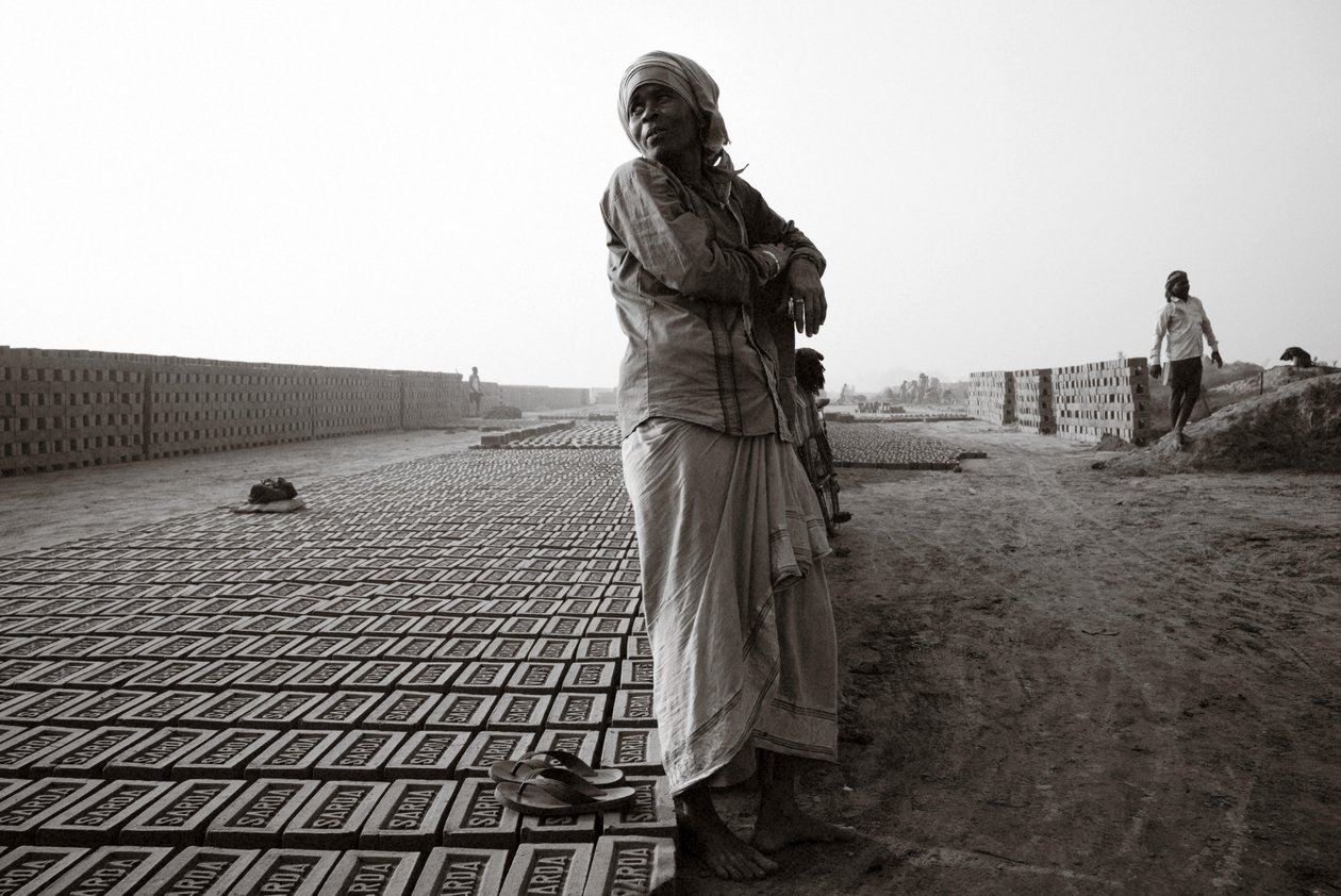 Tegelfabriker i Kolkata, Indien, 2016 (foto) av Jon Nicholson