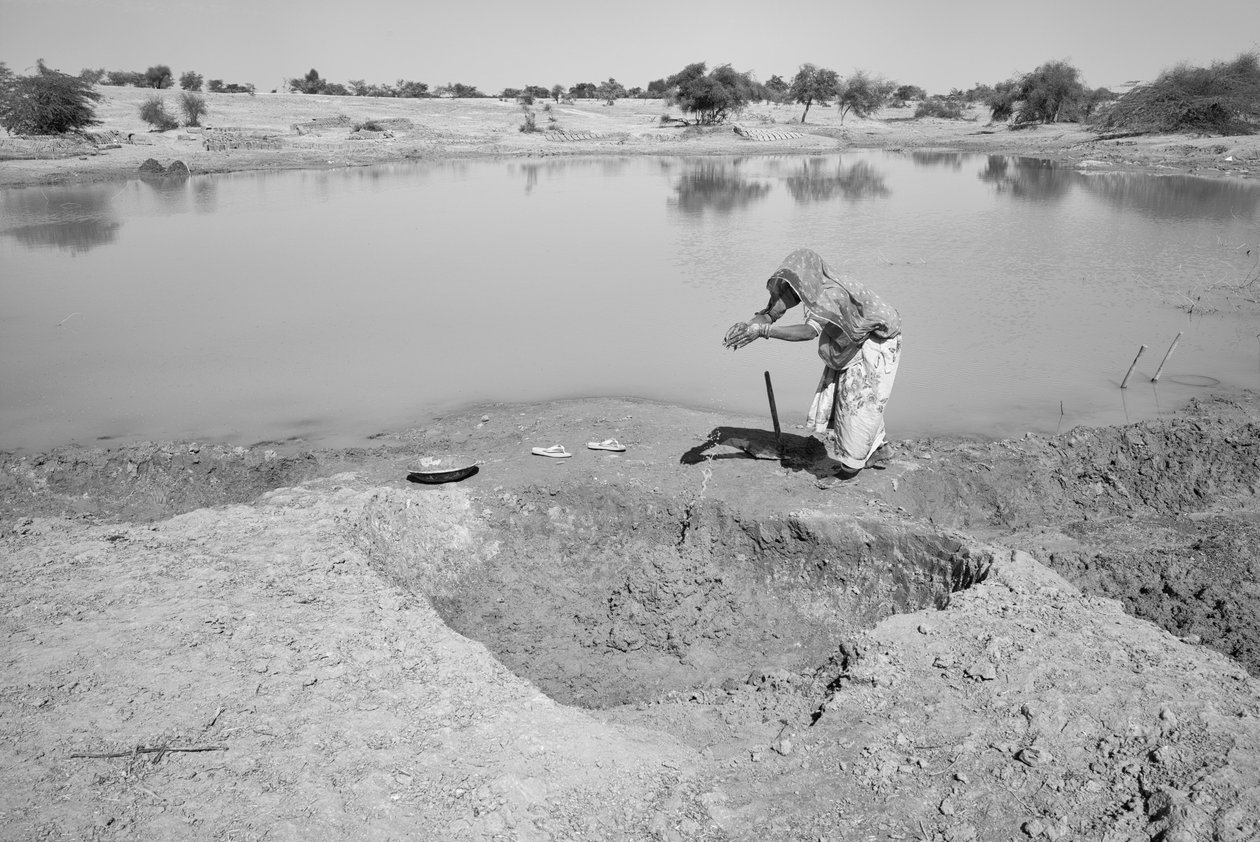 Tegelfabriker i Rajasthan, Indien, 2016 (foto) av Jon Nicholson