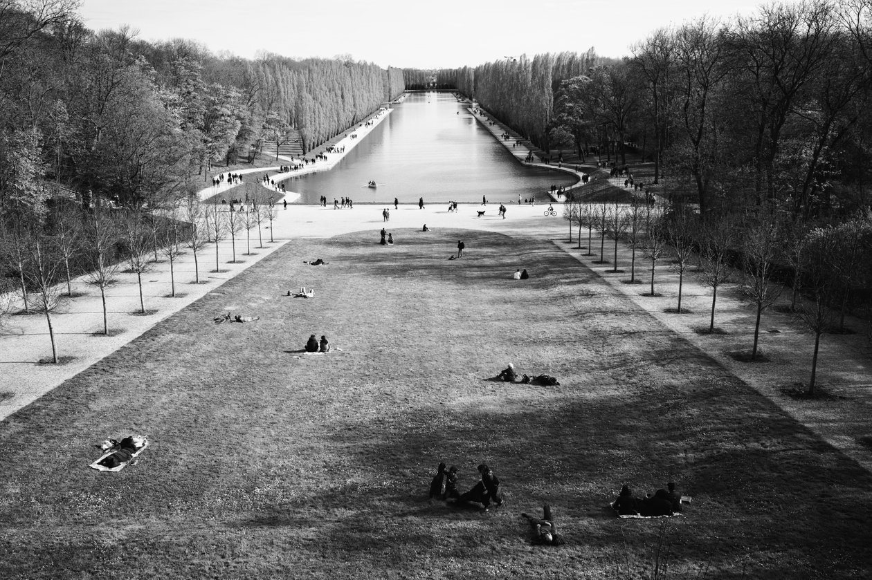 Paris på våren, 2022 (foto) av Jon Nicholson