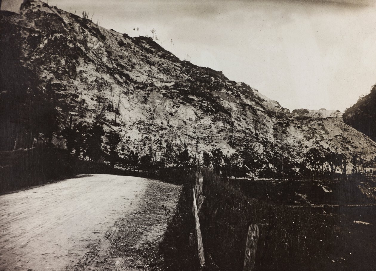 Album "Mitt världskrig - minnen av sydvästra fronten i Kärnten, Italien, Trentino-Alto Adige) 31/03/1915-12/11/1918 - Josef Zohles Wien ": Fort Hensel (s/v foto) av Josef Zohles