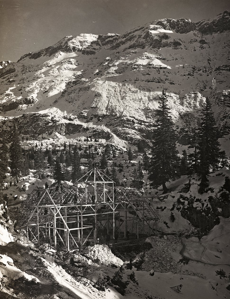 Album "Mitt världskrig - minnen av sydvästra fronten i Kärnten, Italien, Trentino-Alto Adige) 31/03/1915-12/11/1918 - Josef Zohles Wien ": byggnadskonstruktion (s/v) av Josef Zohles