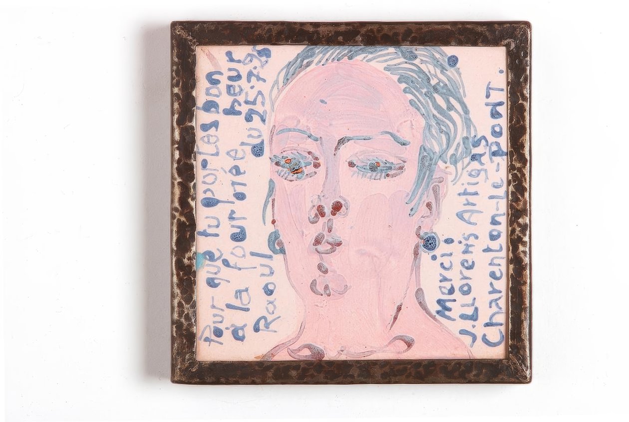 Kakelplatta med porträtt av Madame Dufy av Josep Artigas