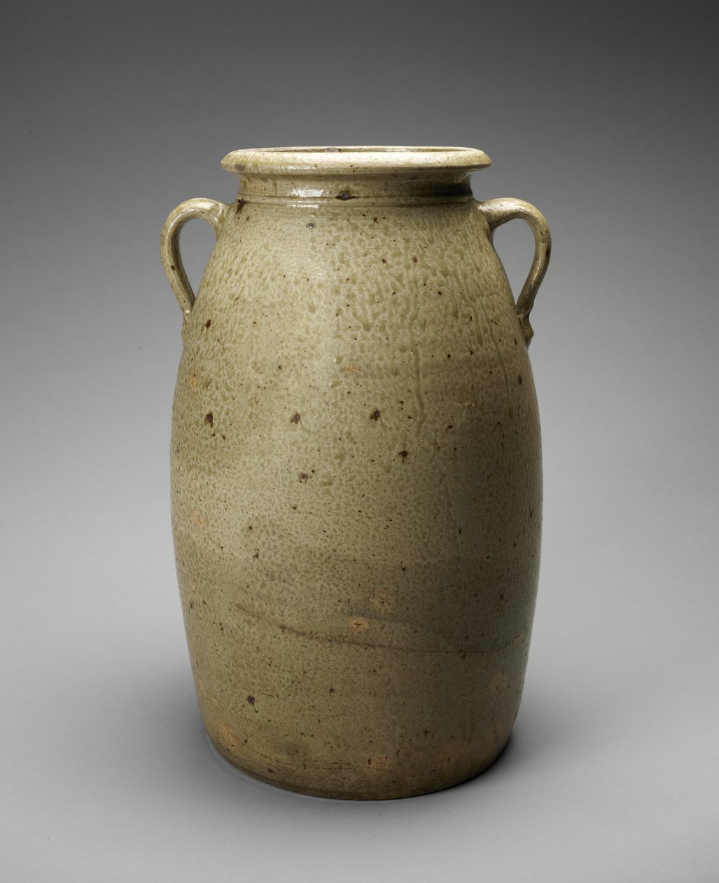 Churn, c. 1873-1900 (alkaliskt glaserat stengods) av Joseph C. Rushton