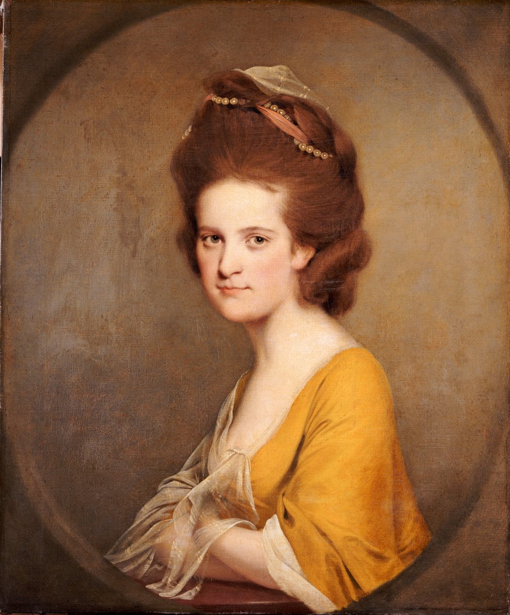 Porträtt av Dorothy Hodges, halvlängd, i en gul klänning av Joseph Wright of Derby