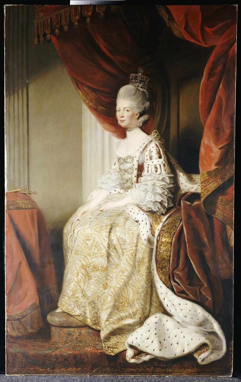Porträtt av drottning Charlotte, full längd, sittande i statens dräkter av Joshua Reynolds