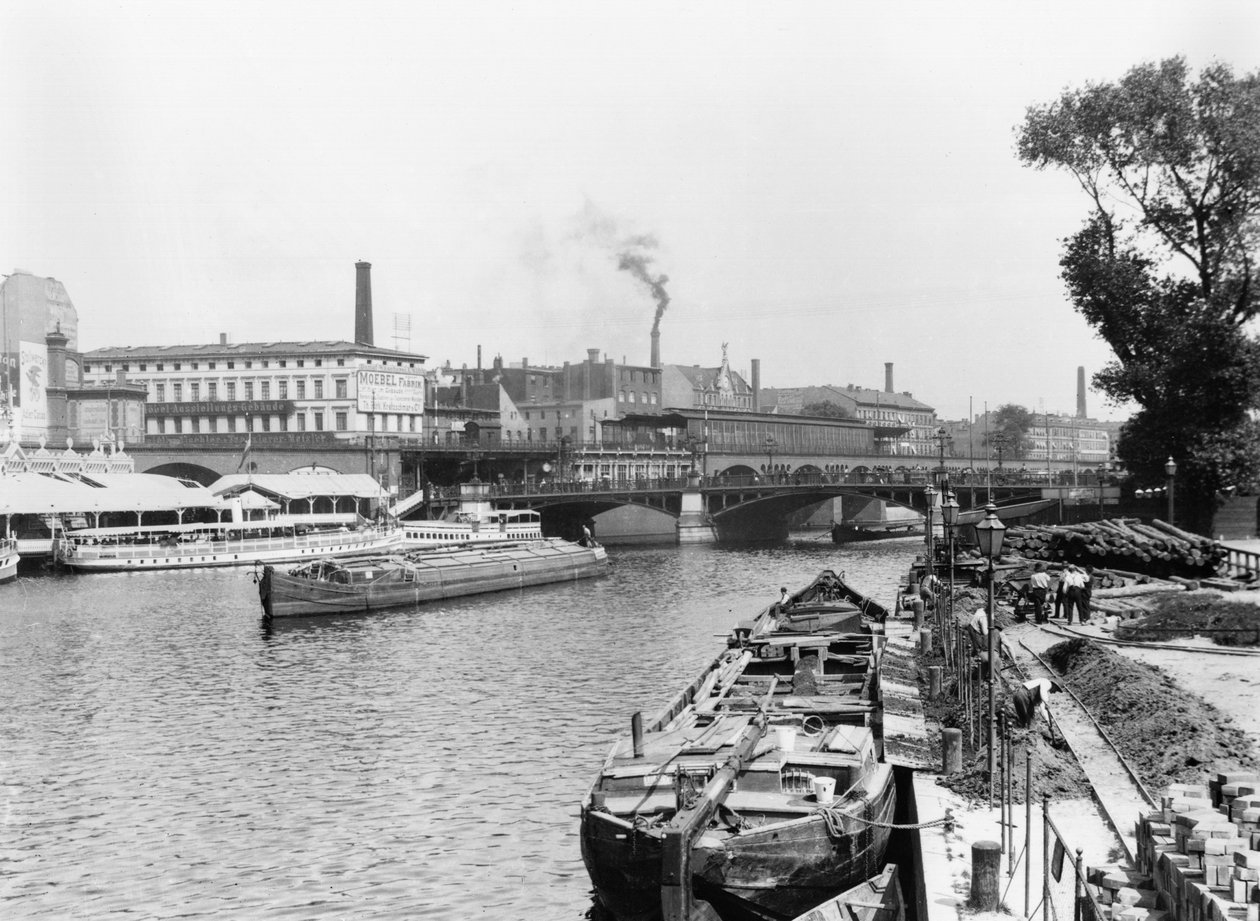 Utsikt över floden Spree, Berlin, c.1910 av Jousset