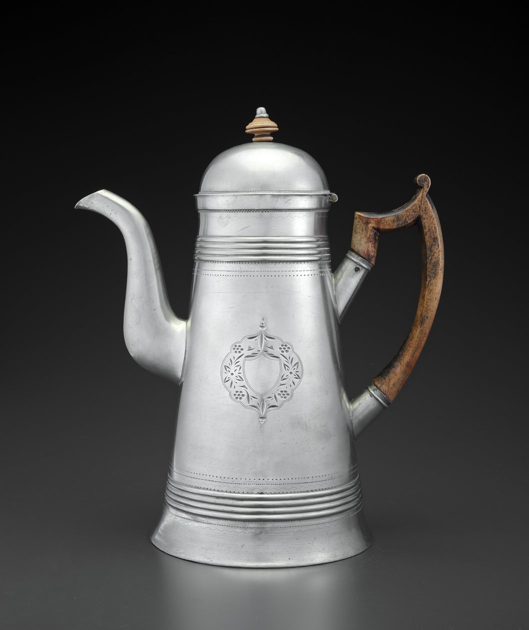 Kaffekanna, c. 1814-1825 (tenn, trä) av Jr. Ebenezer Smith
