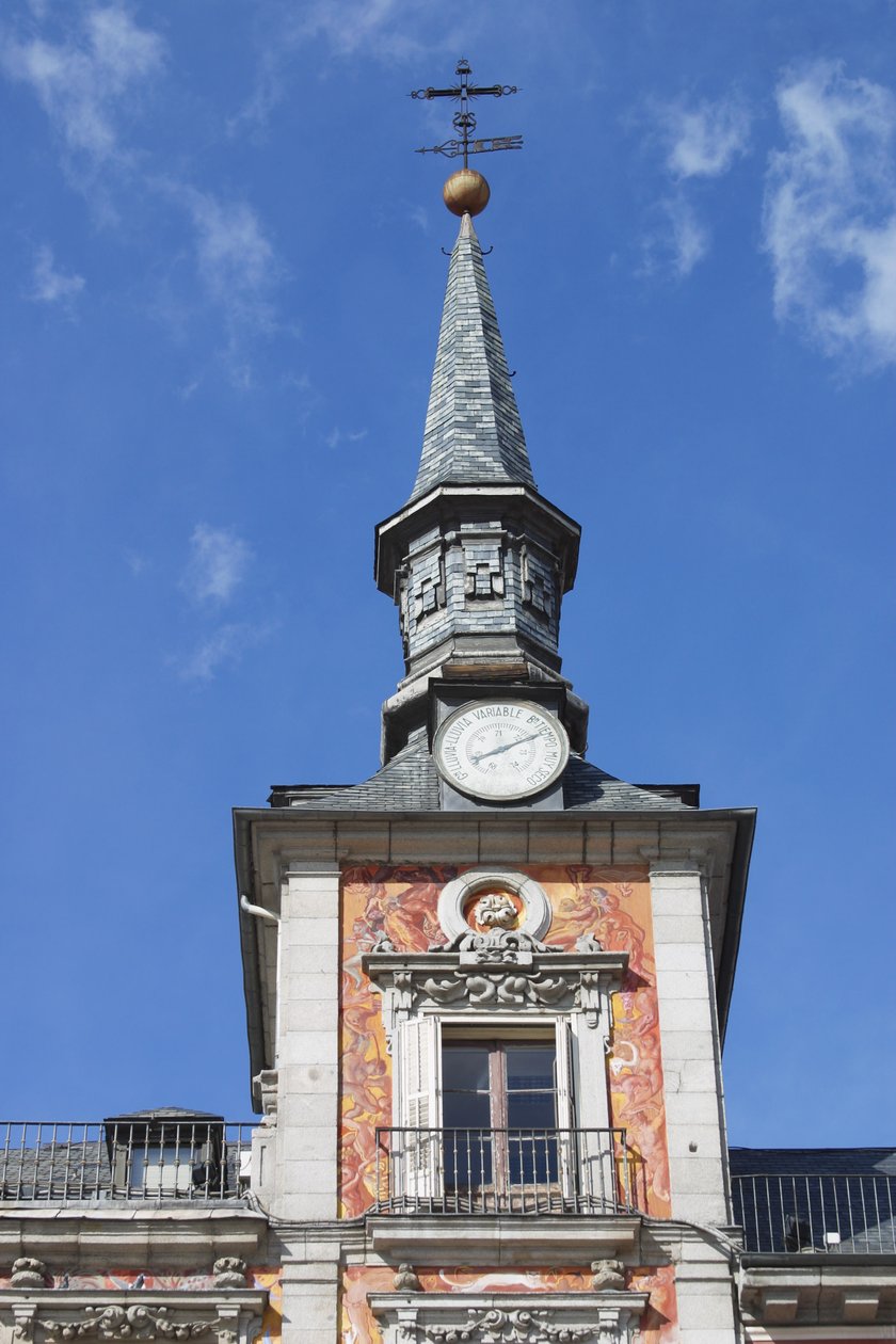 Torn från ett av balkonghusen (se 86693) av Juan Gomez de Mora