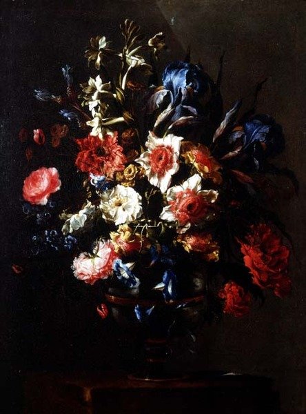 Iris, pioner, convolvuli och andra blommor i en urna på en piedestal av Juan de Arellano