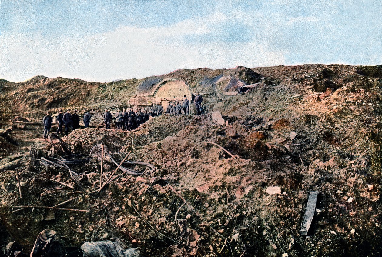 Soldater i Fort de Souville som förstördes av tyskt artilleri, september 1916 (autokrom) av Jules Gervais Courtellemont