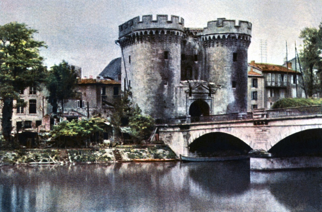 Stadsporten Porte de France, Verdun, september 1916 (autokrom) av Jules Gervais Courtellemont