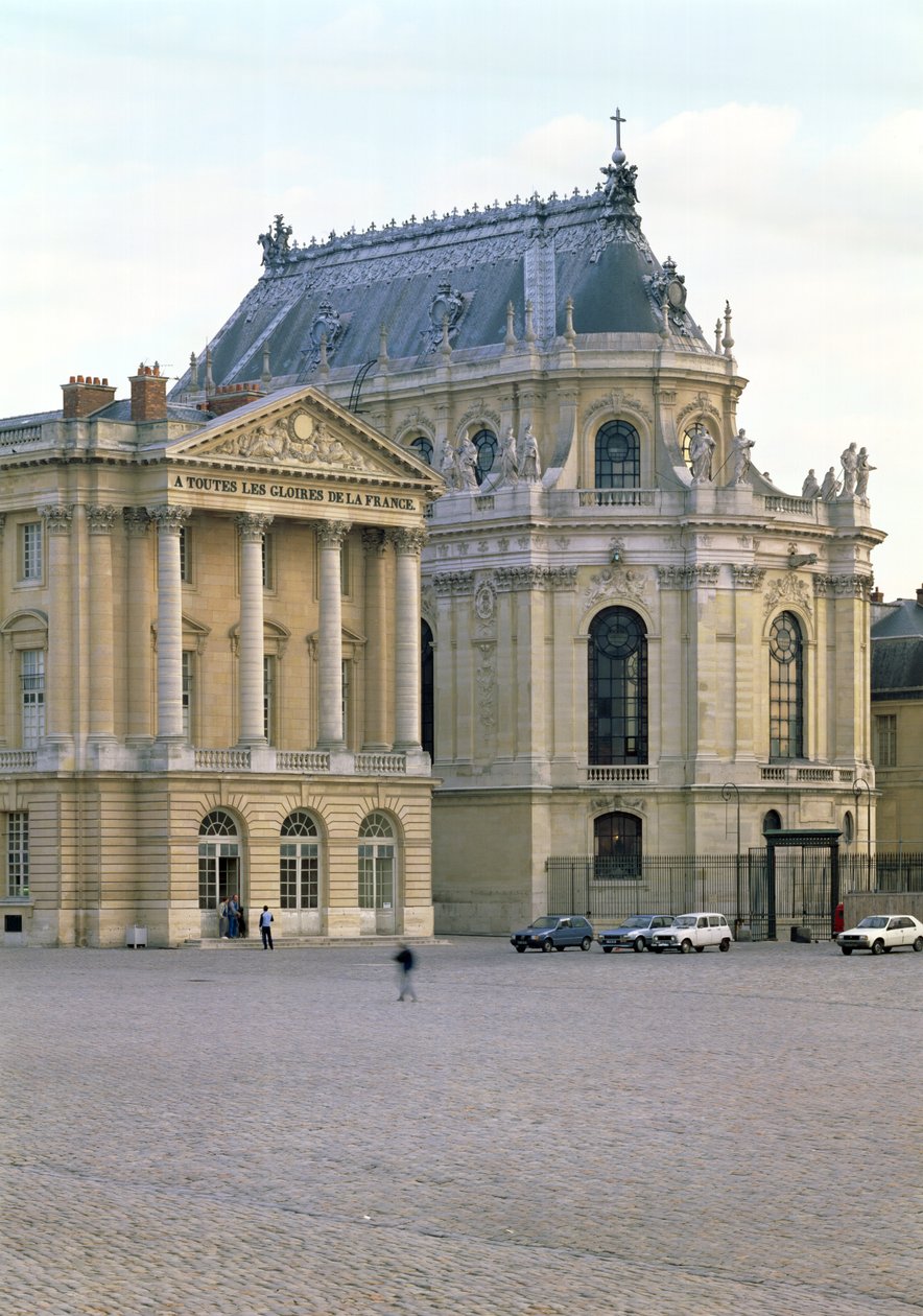 Chapelle Royale (Kungliga kapellet) färdigställd av Robert de Cotte (1656-1735), påbörjad 1699 enligt ritningar från 1689, invigd 1710. av Jules Hardouin Mansart