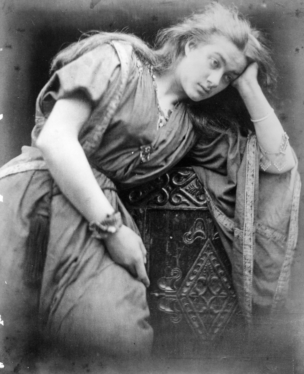 Illustration till dikten "Mariana" av Alfred, Lord Tennyson, 1875 (albumintryck) av Julia Margaret Cameron