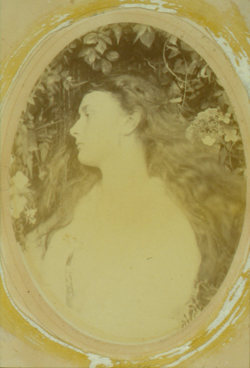 Althea (Alice Liddell), 1872 (albumintryck) av Julia Margaret Cameron
