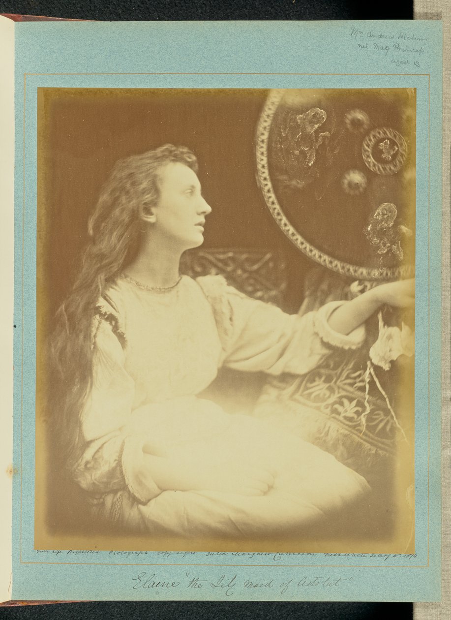 Elaine ”liljejungfrun från Astolat” av Julia Margaret Cameron