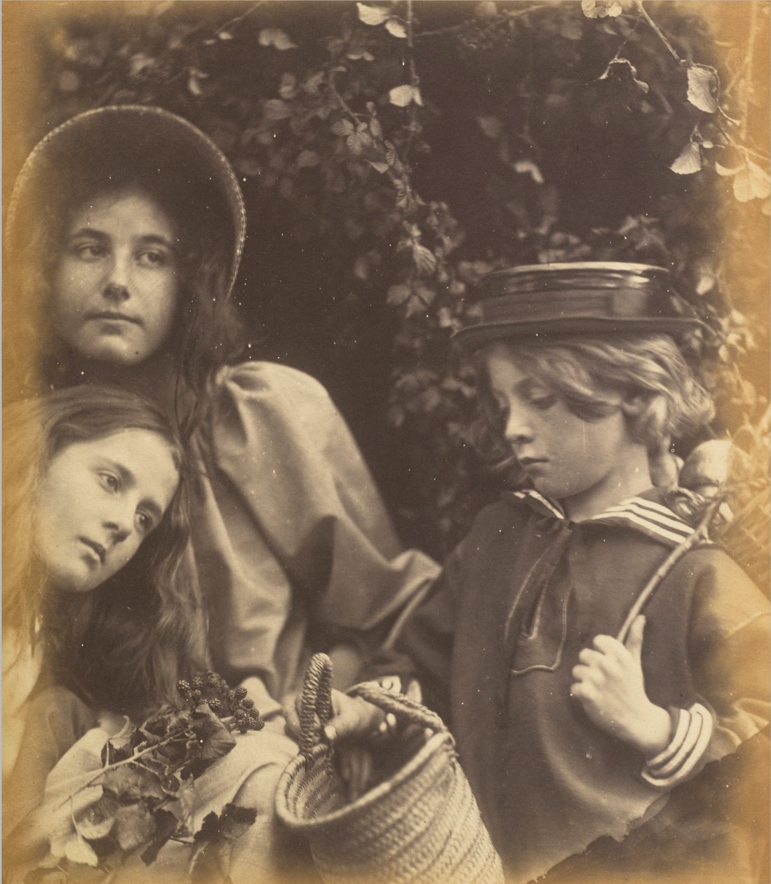 Elizabeth Keown, Kate Keown och Freddy Gould,ca. 1866-1868 (foto) av Julia Margaret Cameron