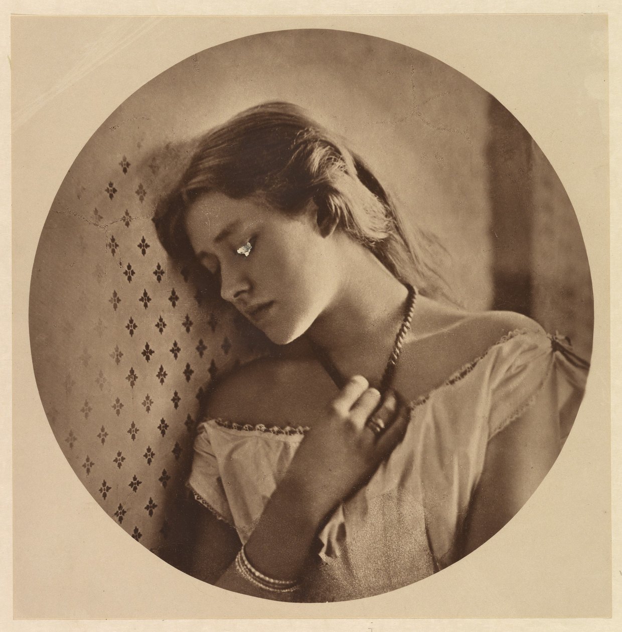 Ellen Terry, vid sexton års ålder av Julia Margaret Cameron