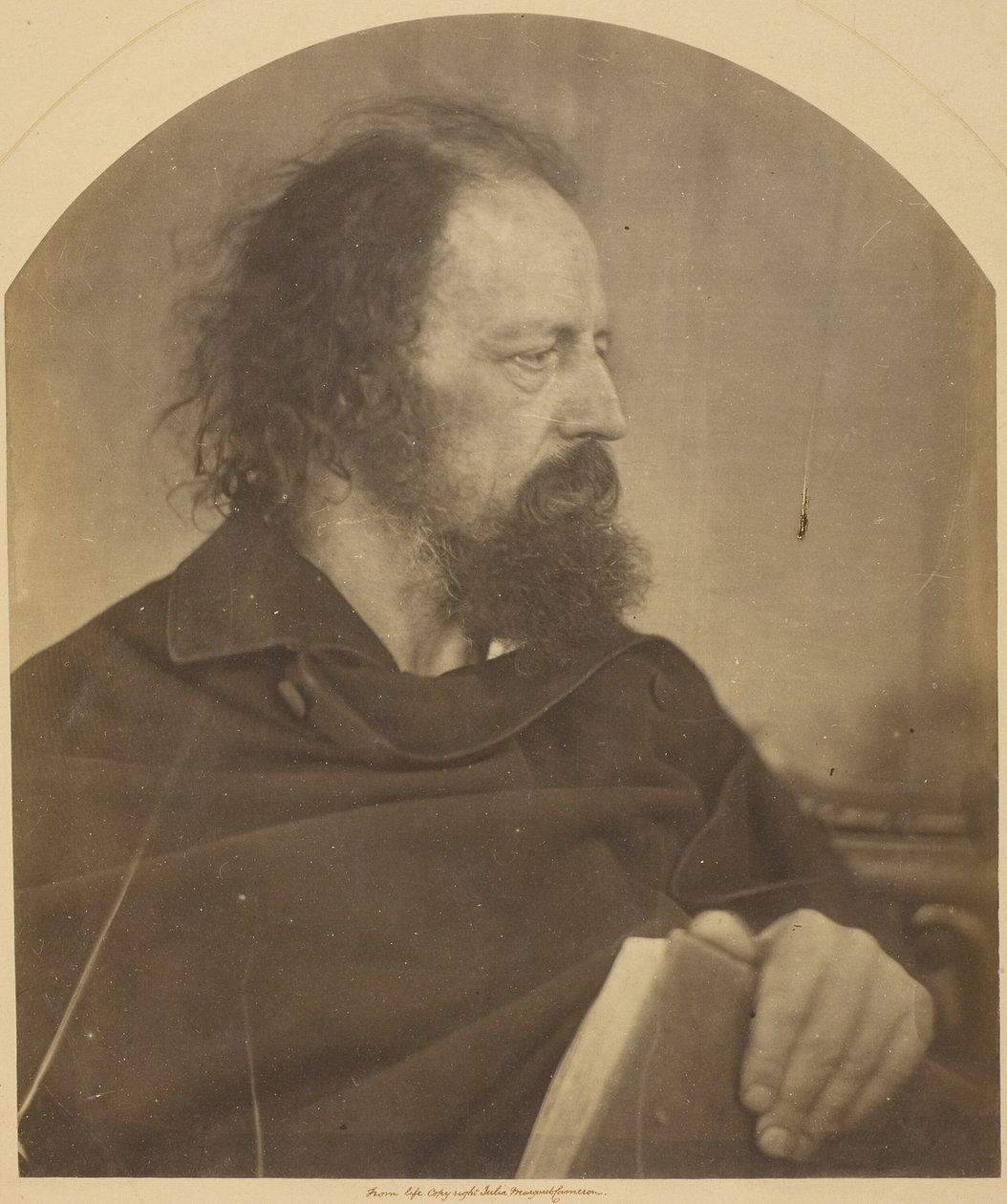 Den smutsiga munken, Alfred Tennyson av Julia Margaret Cameron