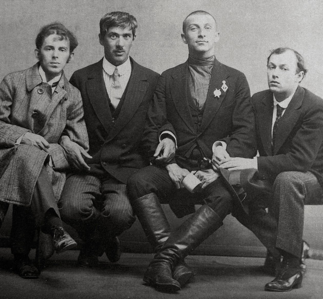Osip Mandelstam, Korney Chukovsky, Benedict Livshits och Yuri Annenkov, 1914 av Karl Karlovich Bulla