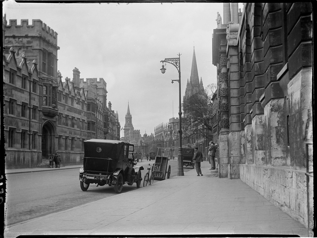 High Street, Oxford, Oxfordshire, 22/04/1924 (s/v foto) av Katherine Jean Macfee