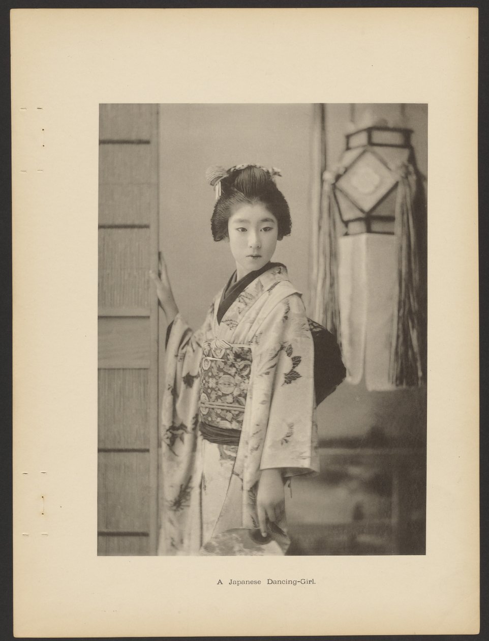 En japansk dansflicka av Kazumasa Ogawa
