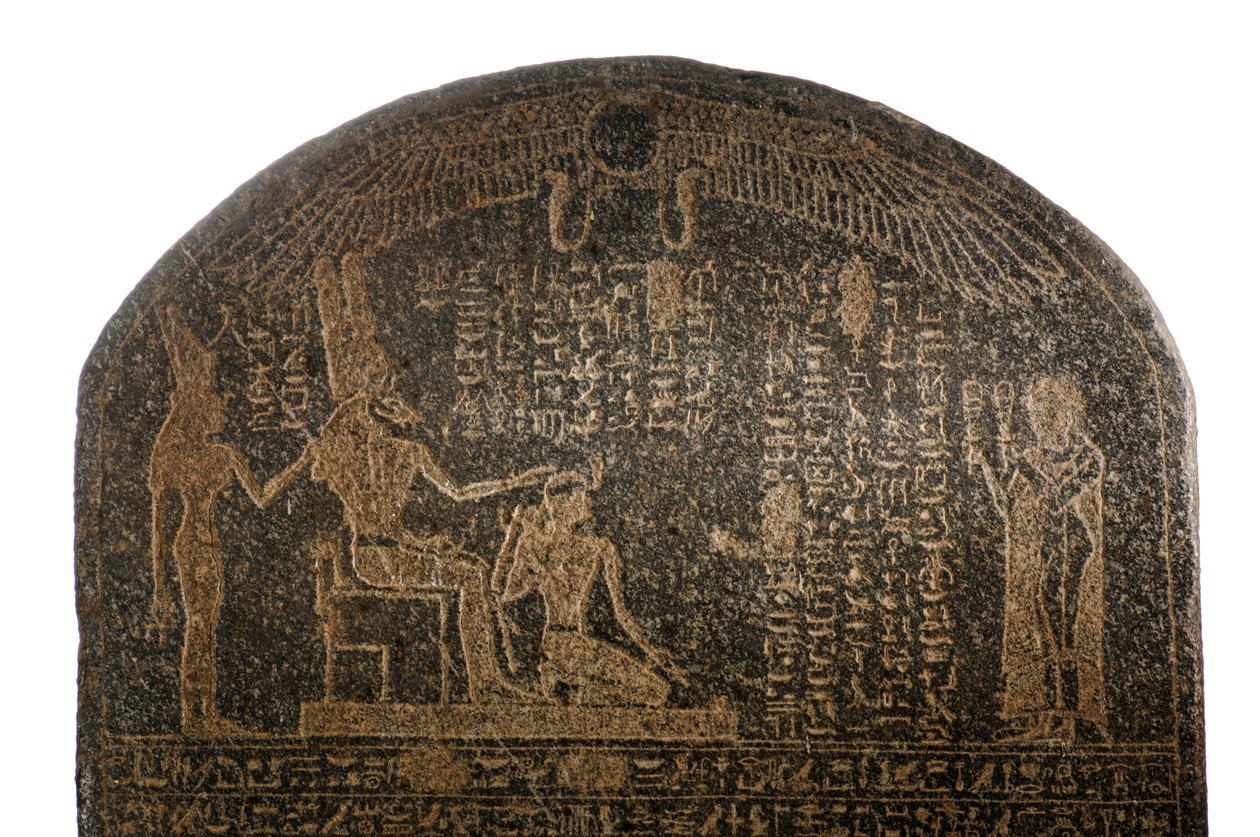 Aspelta kröningsstele, guden Amun med vädurshuvud och mut, Napatanperioden, regeringstid av..., 2007 (foto) av Kenneth Garrett