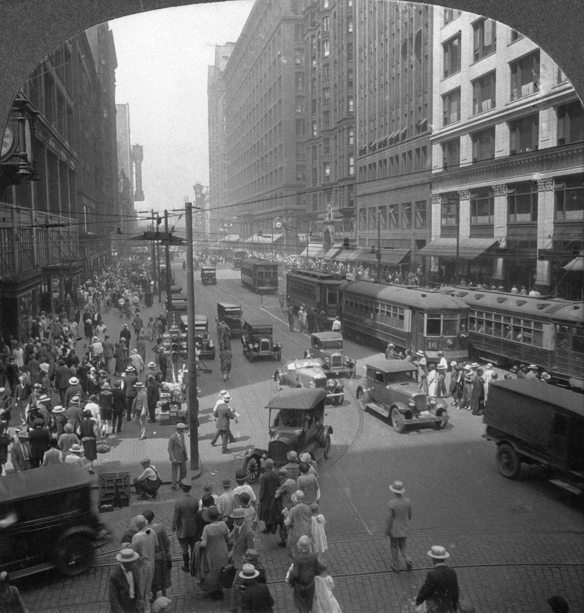 I hjärtat av shoppingdistriktet på State Street, Chicago, Illinois, USA, tidigt 1900-tal av Keystone View Company