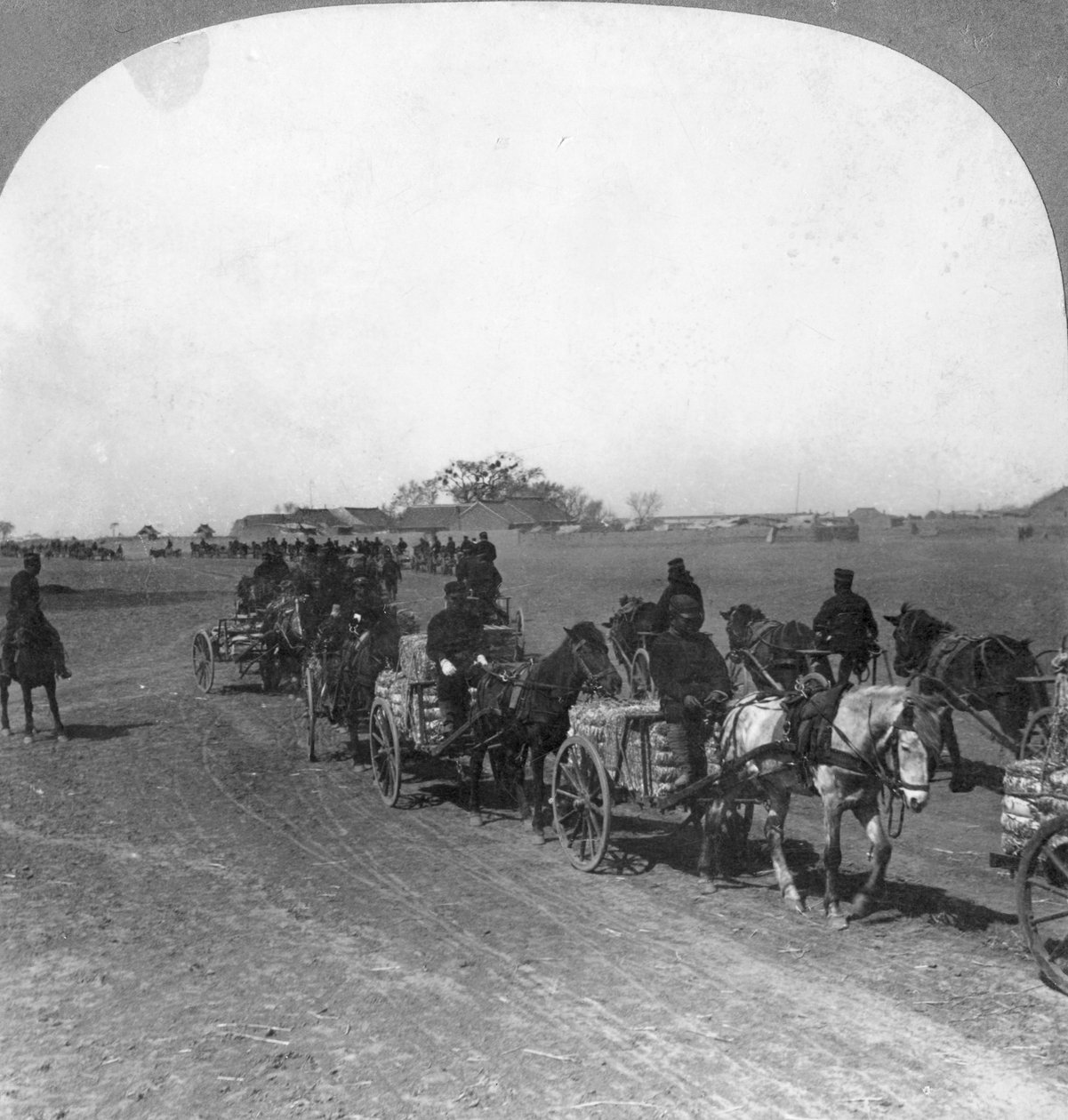 Japanska militära transporttåg, Manchuriet, 1906 av Keystone View Company