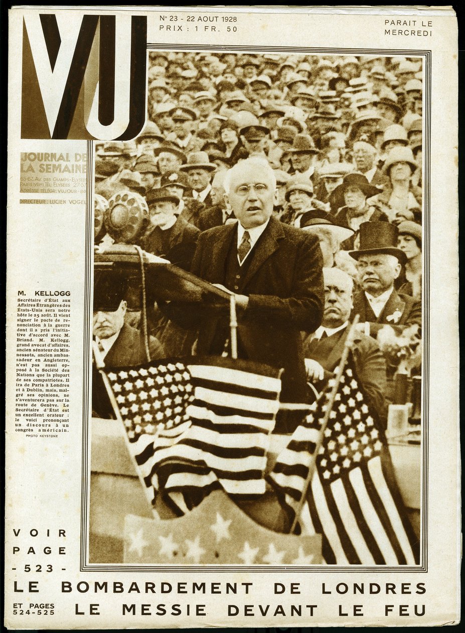 Porträtt av Frank Billings Kellogg (1856-1937), amerikansk politiker, senator i Minnesota och utrikesminister från 1925 till 1929, och Nobels fredspris 1929, under ett tal på en amerikansk kongress. Keystone-fotografering, för omslaget till veckotidningen  av Keystone View Company