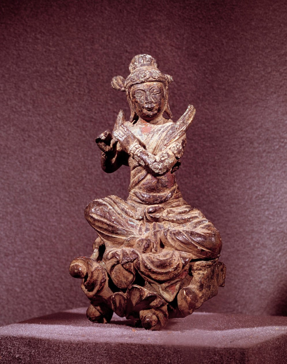 Art Coreen: representation av en Apsara i gyllene brons, Celeste. Period Silla (600-1000-talet). Koreas nationalmuseum av Korean School