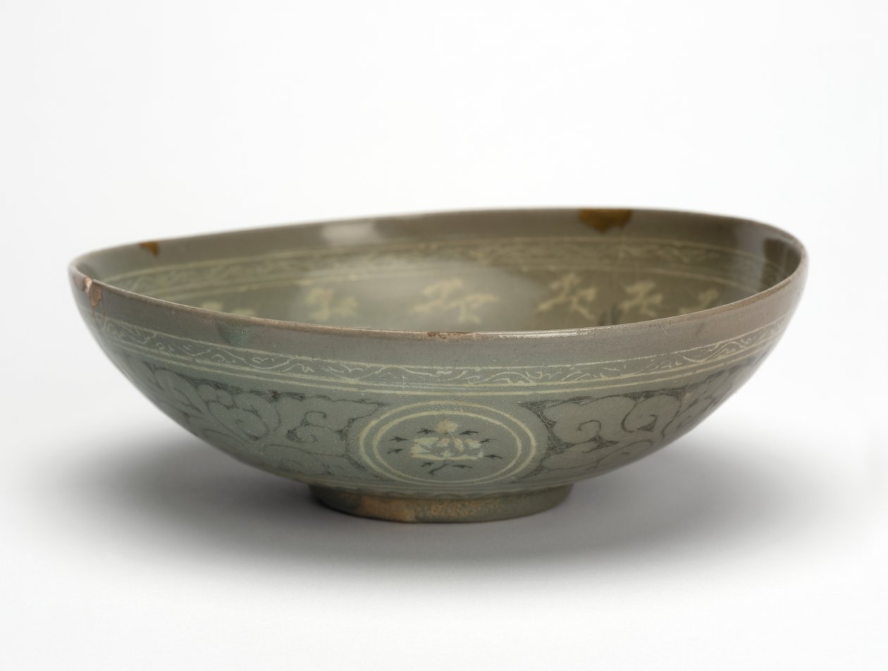 Skål med tranor och moln, ca 1150-1200 (celadonglaserat stengods) av Korean School