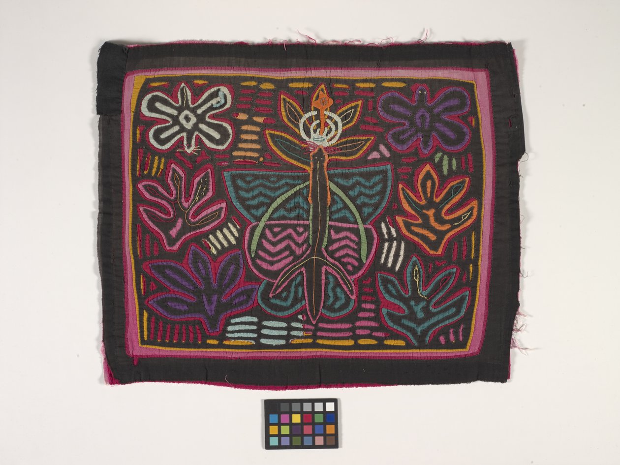 Skjortapanel (Mola) (foto) av Kuna Indian Culture