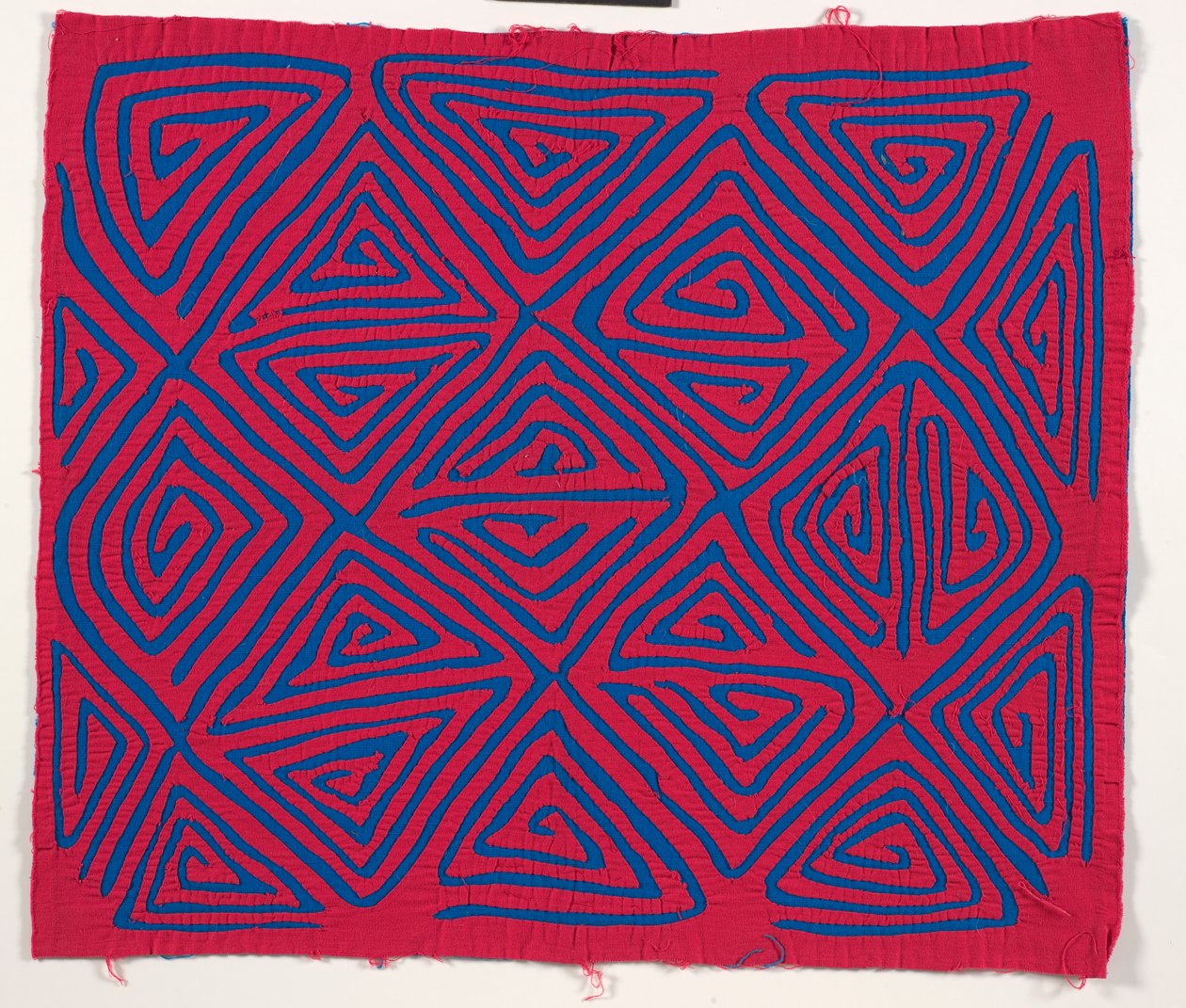 Skjortpanel (mola), ca 1950 (applicerad bomull) av Kuna Indian Culture