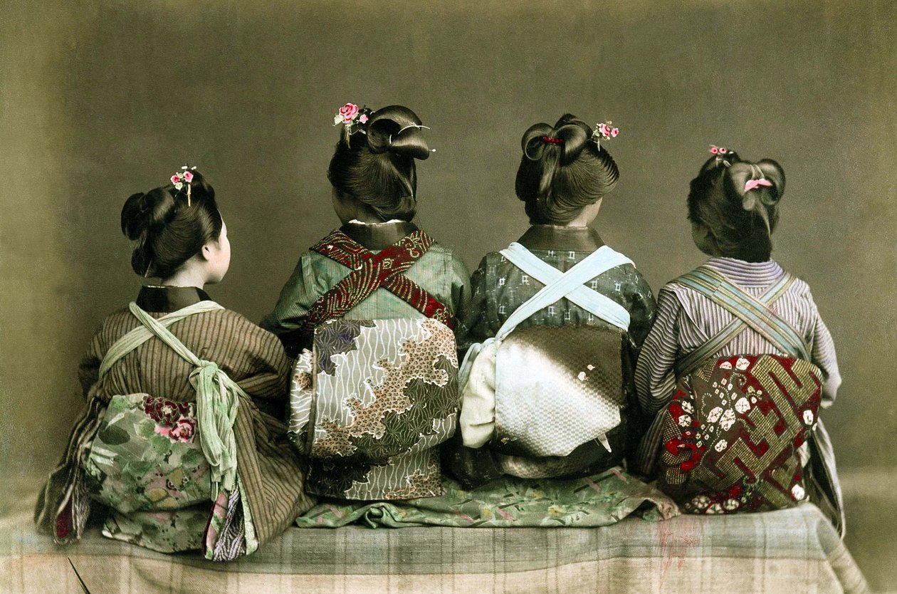 Kvinnliga dansare, ca 1890 av Kusakabe Kimbei