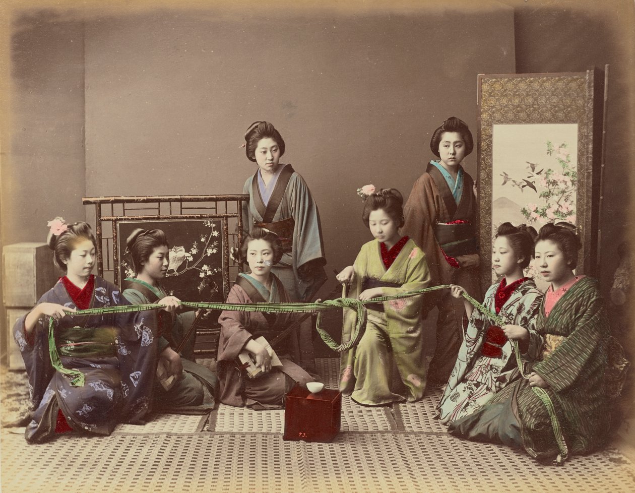 (Konkonchiki) Japansk tjej som spelar spel, ca 1880 av Kusakabe Kimbei