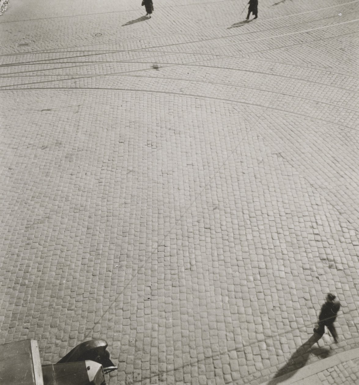 Utan titel, c. 1920 (kontakttryck i gelatinsilver) av Laszlo Moholy Nagy