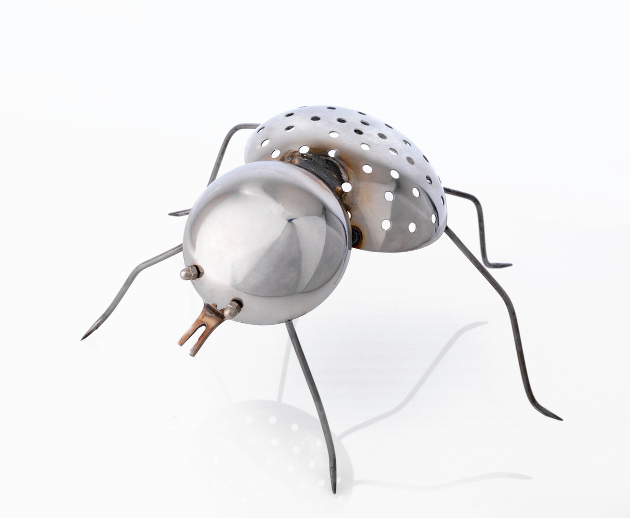Insekten, 1996 (metall) av Lawrie Simonson