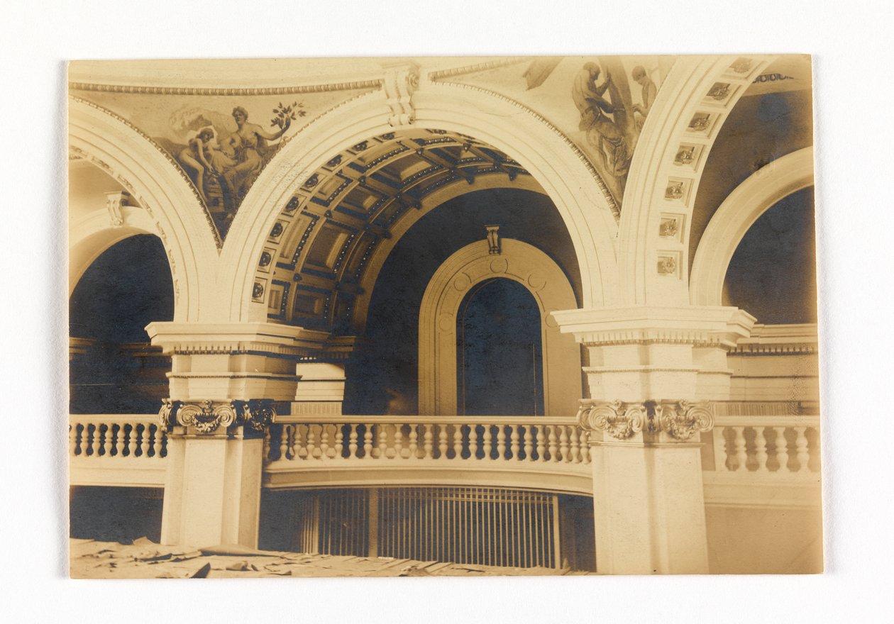 Utsikt över Central Chamber of the Roswell P. Flower Memorial Library, Watertown, New York: Pendentive Decorations av Leon Dabo