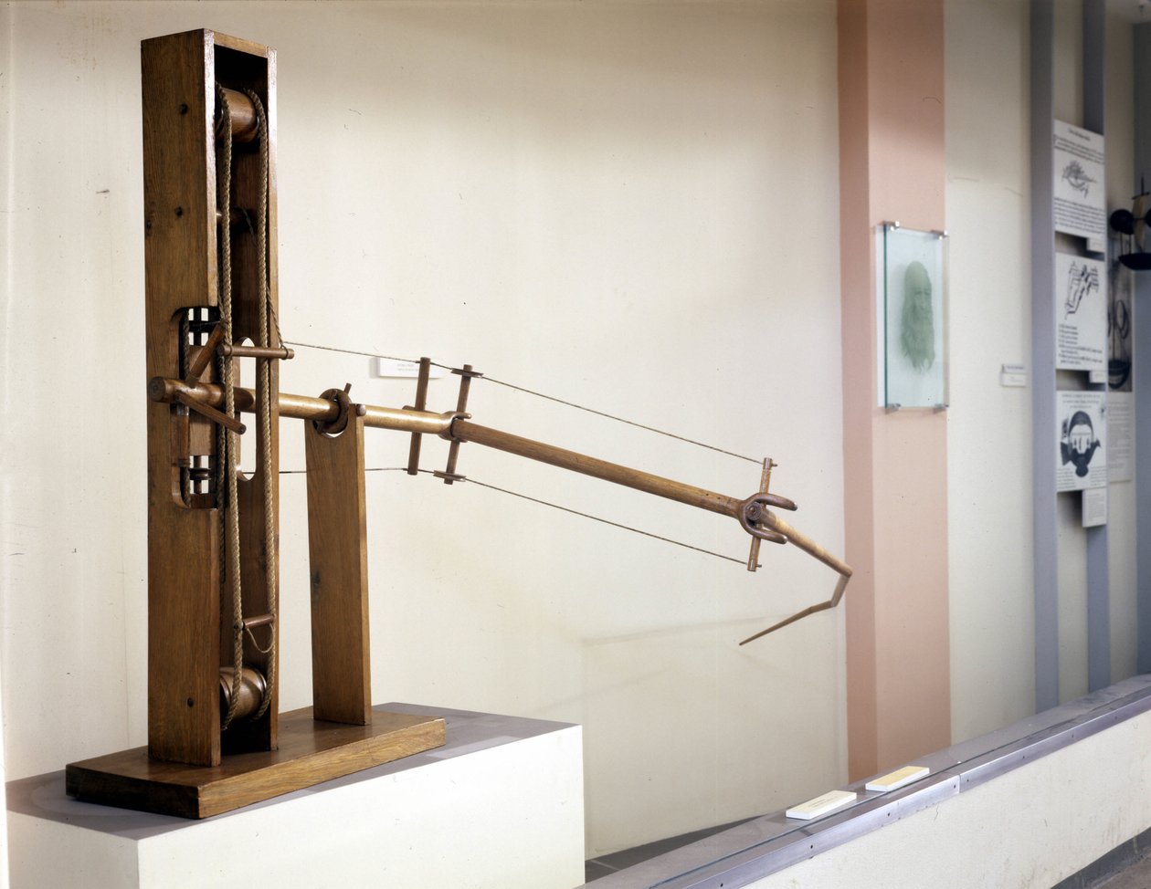 Vinge med variabel lutning, modell enligt ritningen av Leonardo da Vinci (Leonardo da Vinci). Museum of Science and Technology, Milano. av Leonardo da (after) Vinci