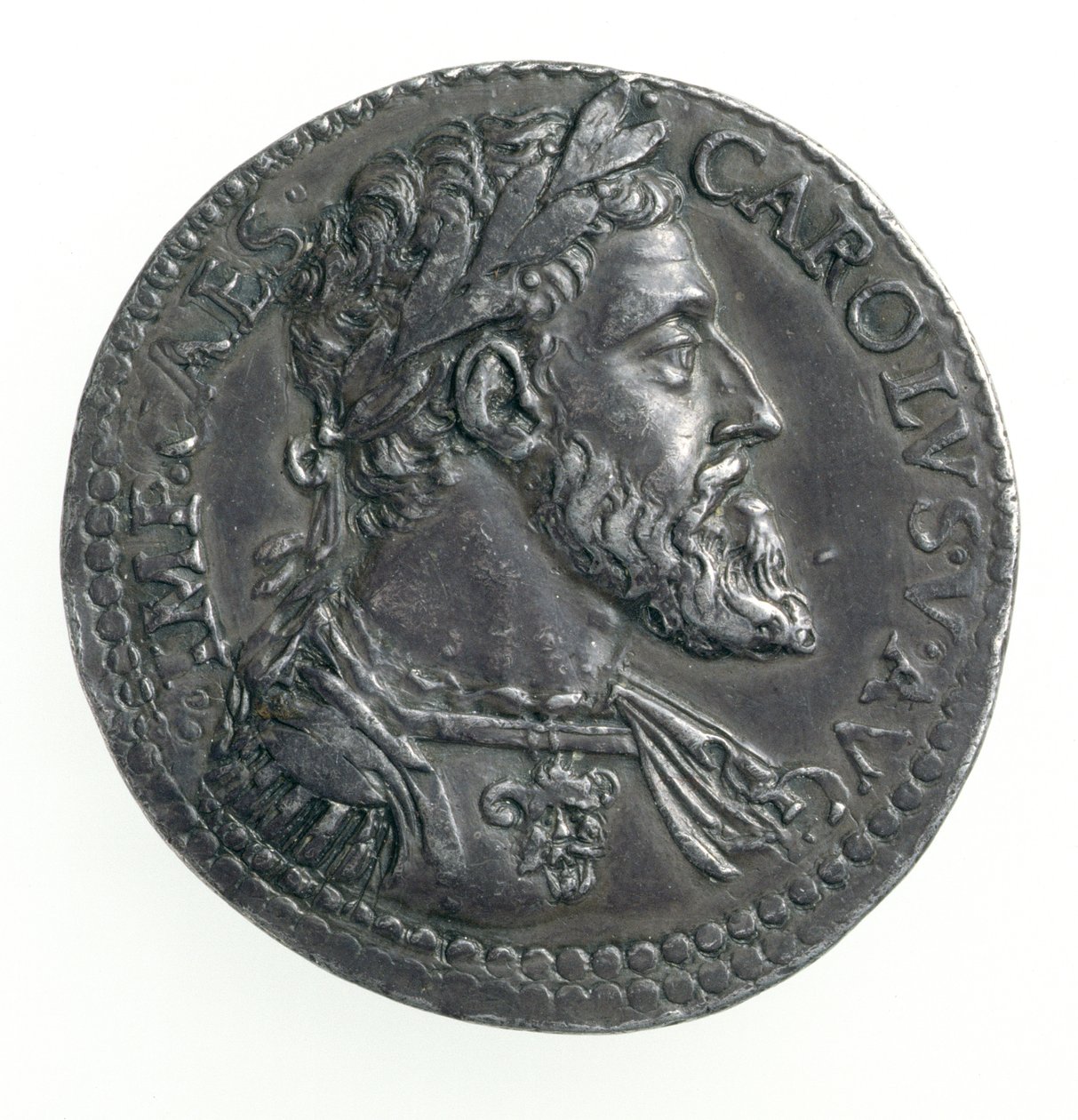 Testone av Karl V (1500-58) hertig av Milano, graverad av Dye, 1535-56 (framsidan) (silver) (för baksidan se 168055) av Leone Leoni